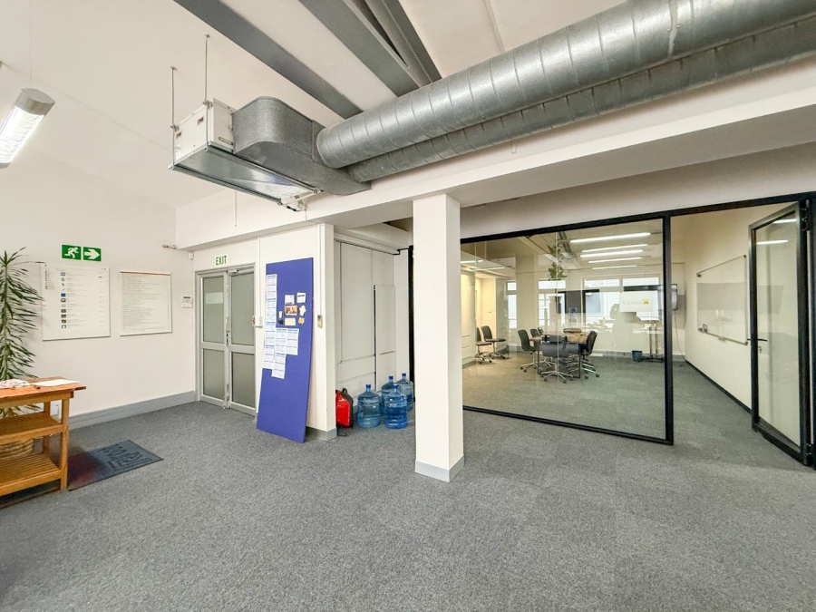 To Let commercial Property for Rent in Green Point Western Cape